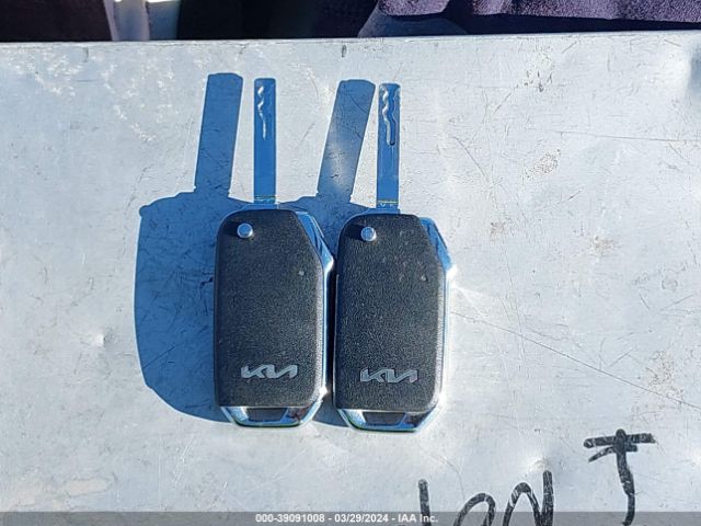 3KPF24AD7NE457108 KIA Forte Lxs