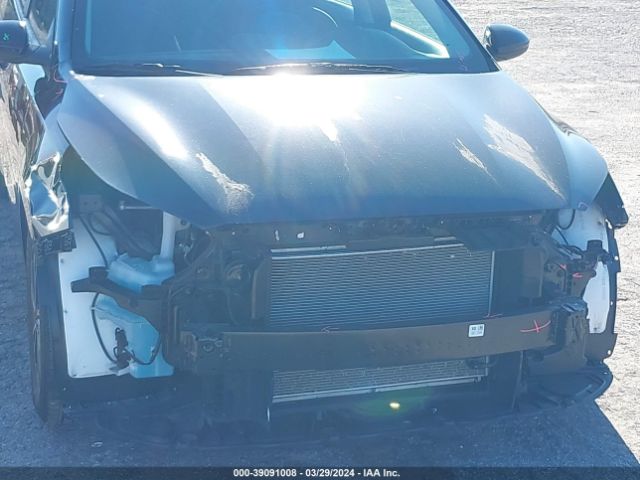 3KPF24AD7NE457108 KIA Forte Lxs