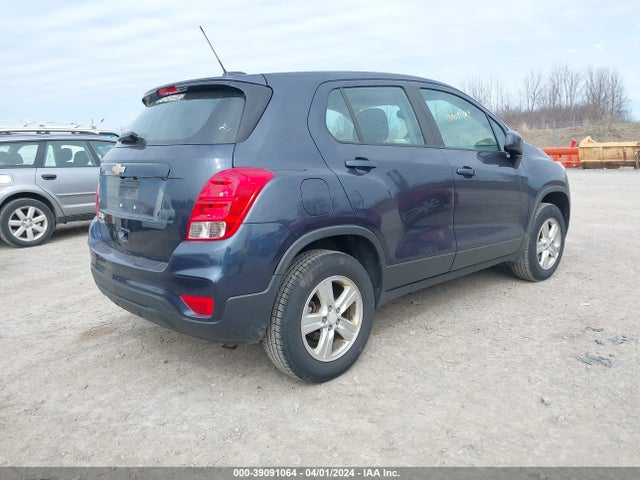 Chevrolet TRAX LS 2018 3GNCJNSB8JL154165 Image 4