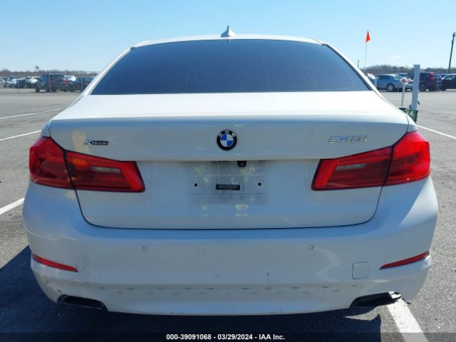 WBAJE7C33HG890241 BMW 540i Xdrive