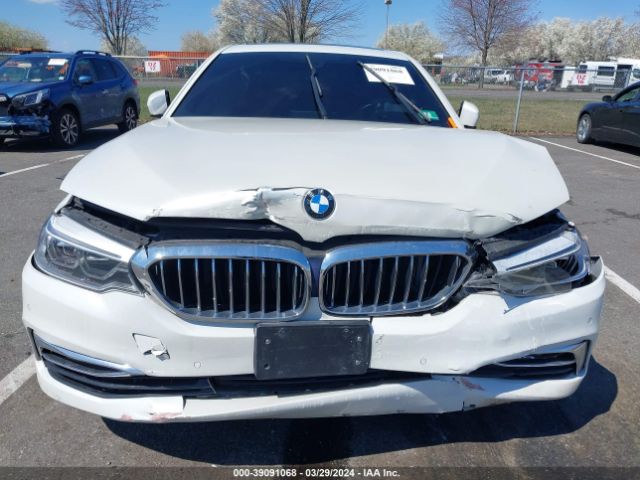 WBAJE7C33HG890241 BMW 540i Xdrive