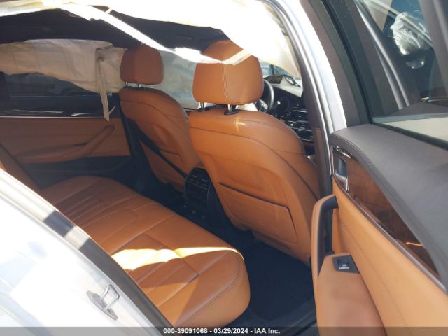 WBAJE7C33HG890241 BMW 540i Xdrive