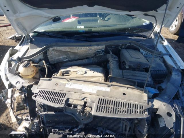 WVGAV7AX0HK038205 Volkswagen Tiguan 2.0t/2.0t S