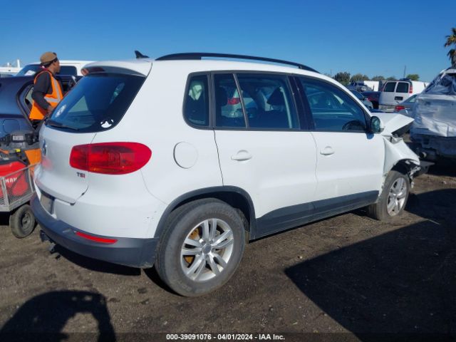 WVGAV7AX0HK038205 Volkswagen Tiguan 2.0t/2.0t S
