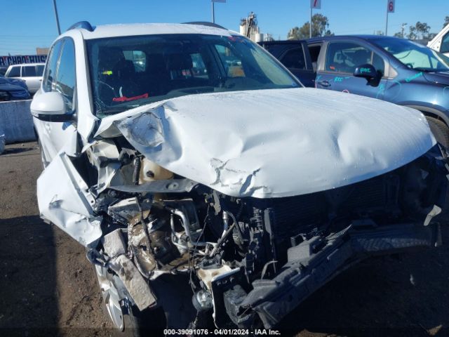 WVGAV7AX0HK038205 Volkswagen Tiguan 2.0t/2.0t S