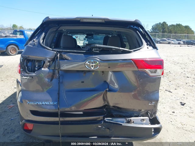 Toyota Highlander Le Plus 2019 5TDZZRFH4KS336359 Image 16