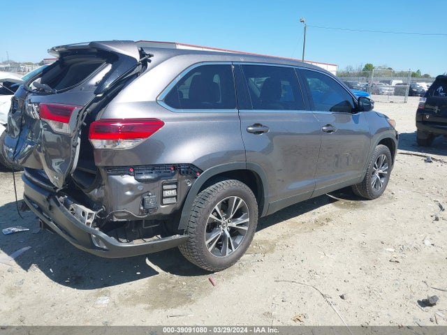 Toyota Highlander Le Plus 2019 5TDZZRFH4KS336359 Image 4