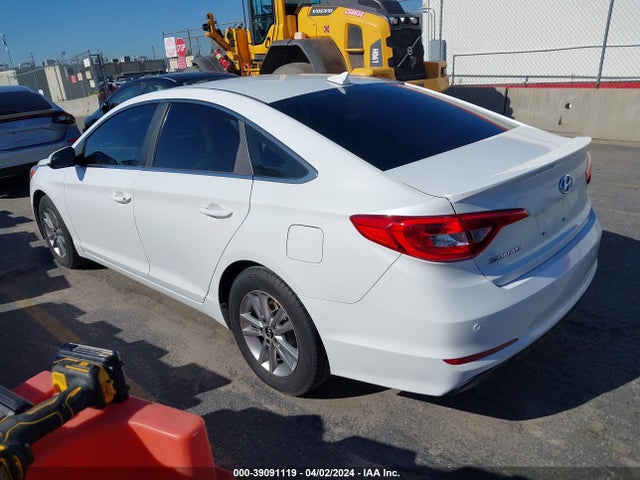 Hyundai SONATA SE 2016 5NPE24AFXGH311667 Image 3
