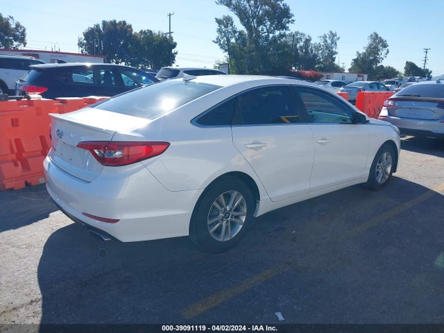 Hyundai SONATA SE 2016 5NPE24AFXGH311667 Image 4