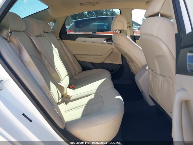 Hyundai SONATA SE 2016 5NPE24AFXGH311667 Image 8