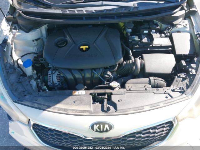 KNAFK4A60E5215559 KIA FORTE LX