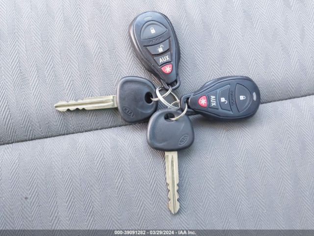 KNAFK4A60E5215559 KIA FORTE LX
