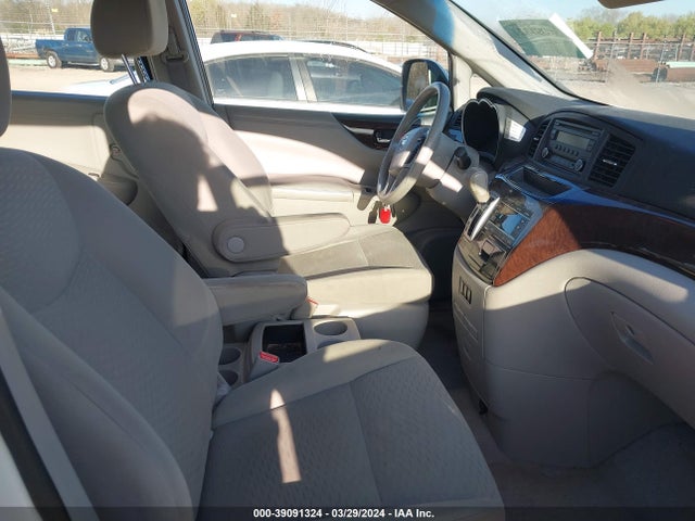Nissan QUEST S 2014 JN8AE2KP5E9104082 Image 5