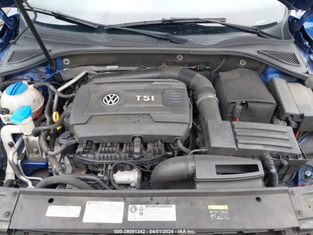 1VWDT7A35HC007933 Volkswagen Passat 1.8t R-line