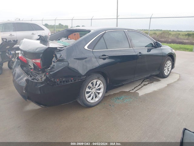 Toyota CAMRY LE 2015 4T4BF1FK7FR494754 Image 4
