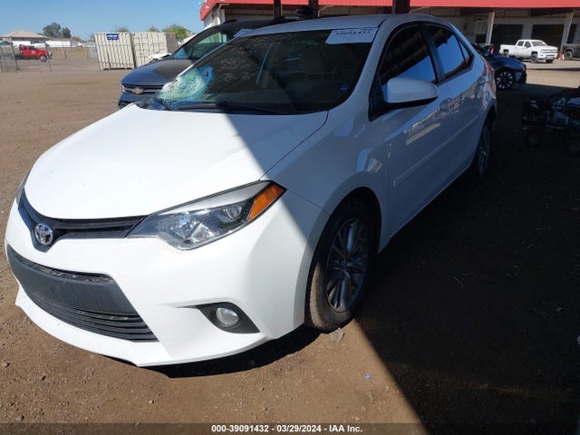 Toyota Corolla Le Plus 2014 2T1BURHE3EC013730 Image 2