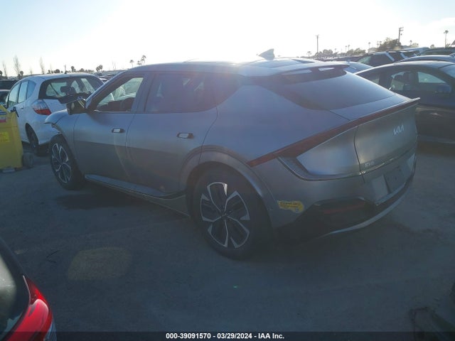 KIA Ev6 Gt Line 2022 KNDC44LA6N5054975 Image 3