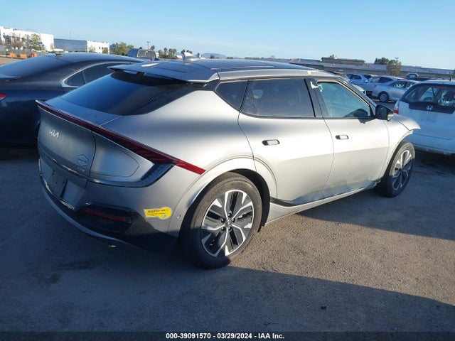 KIA Ev6 Gt Line 2022 KNDC44LA6N5054975 Image 4