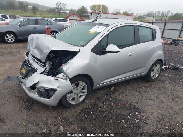 Chevrolet Spark 1lt Auto 2014 KL8CD6S97EC534787 Image 2