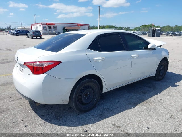Toyota COROLLA LE 2019 5YFBURHE9KP878228 Image 4