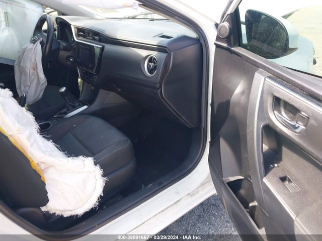 Toyota COROLLA LE 2019 5YFBURHE9KP878228 Image 5