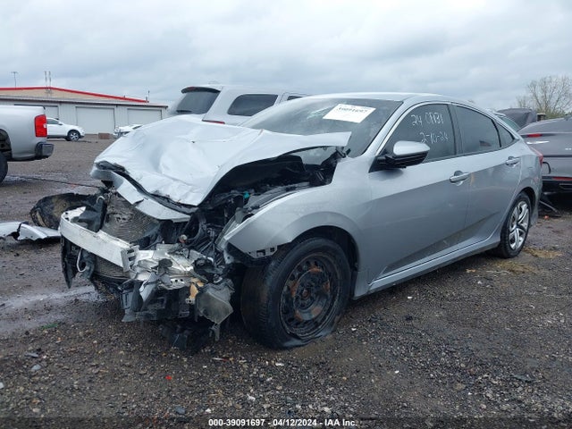Honda Civic Lx 2018 19XFC2F57JE026183 Image 2