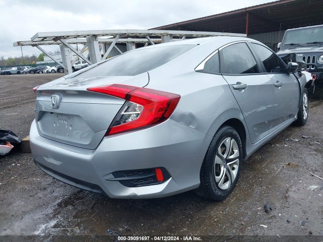 Honda Civic Lx 2018 19XFC2F57JE026183 Image 4