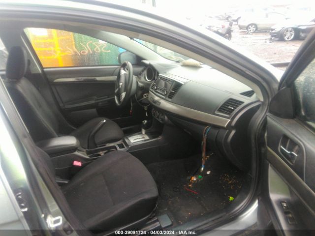 2015 MITSUBISHI LANCER JA32U2FU0FU002009 Photo 4
