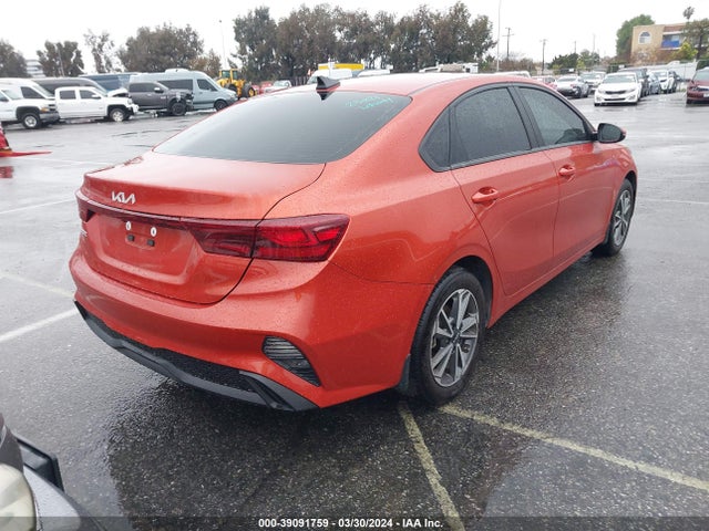 KIA Forte Lxs 2023 3KPF24AD7PE597937 Image 4