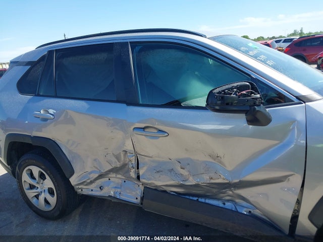 Toyota RAV4 LE 2020 2T3H1RFV1LC046395 Image 13