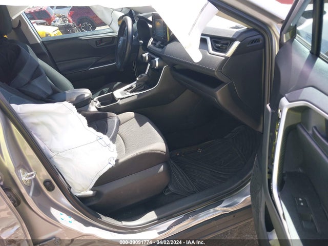 Toyota RAV4 LE 2020 2T3H1RFV1LC046395 Image 5