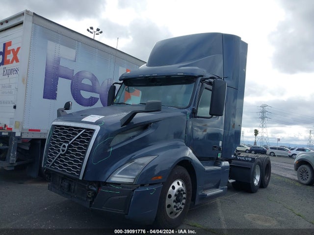 Volvo VNL 2022 4V4NC9UG6NN312220 Image 12