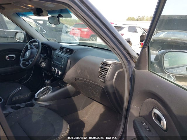 KIA SOUL + 2016 KNDJP3A52G7373361 Image 5