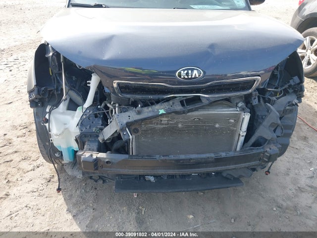 KIA SOUL + 2016 KNDJP3A52G7373361 Image 6
