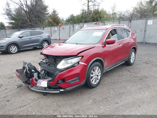 Nissan ROGUE SV 2017 JN8AT2MT4HW380503 Image 2