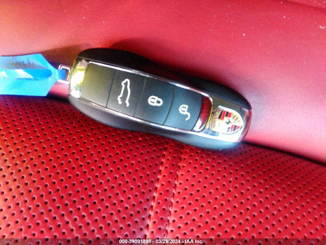 2017 PORSCHE MACAN WP1AG2A52HLB54854 Photo 10