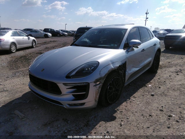 2017 PORSCHE MACAN WP1AG2A52HLB54854 Photo 1