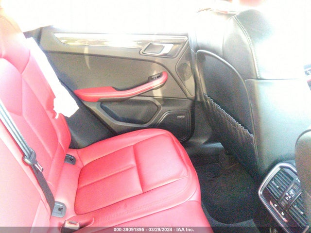 2017 PORSCHE MACAN WP1AG2A52HLB54854 Photo 7
