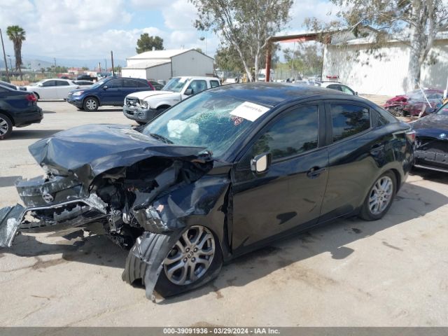 3MYDLBZV1GY106977 Scion IA
