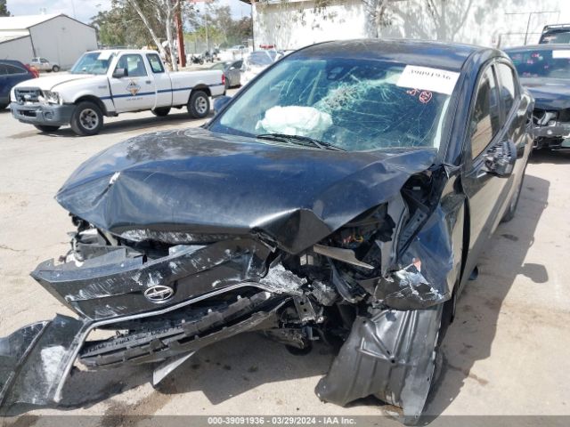 3MYDLBZV1GY106977 Scion IA