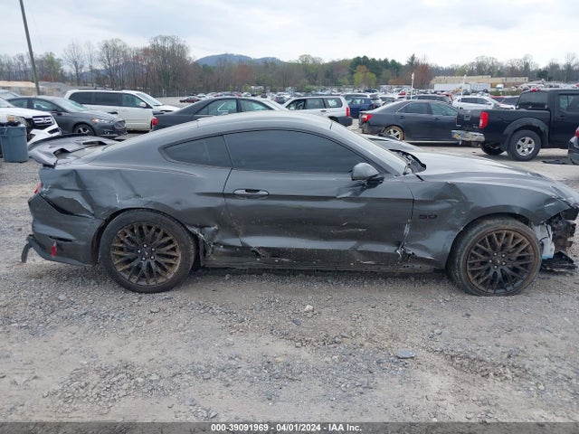 Ford Mustang Gt Premium 2018 1FA6P8CF6J5116396 Image 13