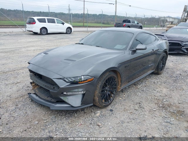 Ford Mustang Gt Premium 2018 1FA6P8CF6J5116396 Image 2