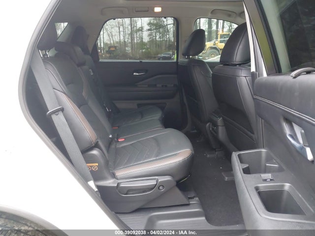 Nissan Pathfinder Platinum 2wd 2022 5N1DR3DG1NC236139 Image 8