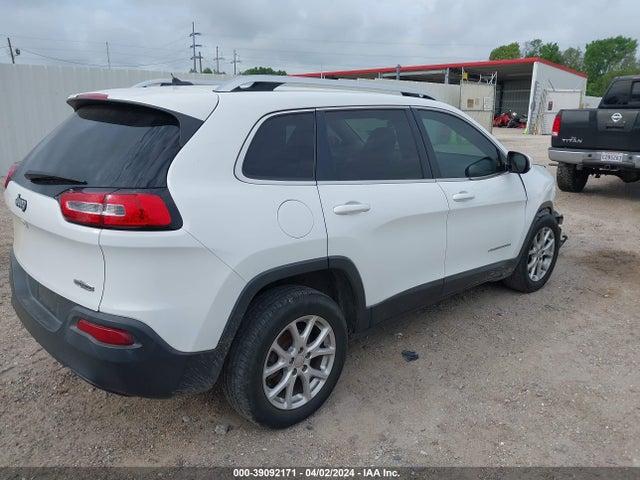 Jeep Cherokee Latitude 2015 1C4PJLCBXFW541962 Image 4