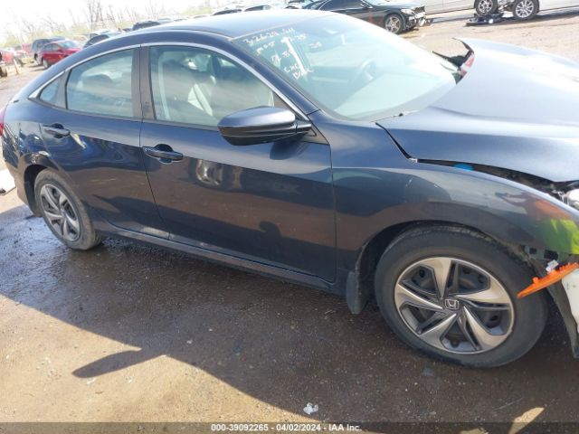 2HGFC2F66KH510944 Honda Civic Lx