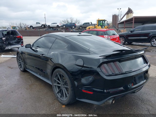 Ford Mustang Gt Premium 2017 1FA6P8CF6H5250108 Image 3
