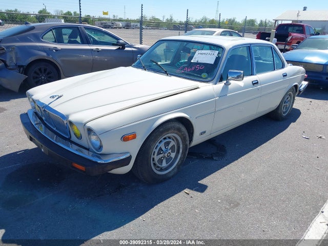1987 JAGUAR XJ6 SAJAV1343HC467452 Photo 1