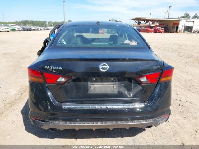 1N4BL4CVXNN388837 Nissan Altima Sr Fwd
