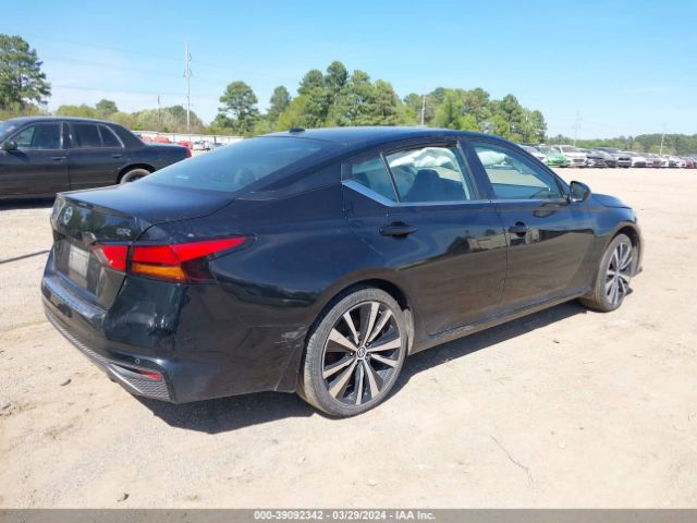 1N4BL4CVXNN388837 Nissan Altima Sr Fwd