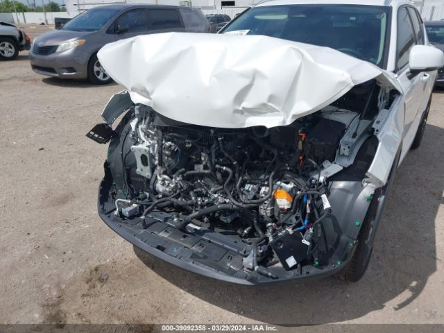 YV4L12UE1P2029854 Volvo Xc40 B5 Plus Bright Theme
